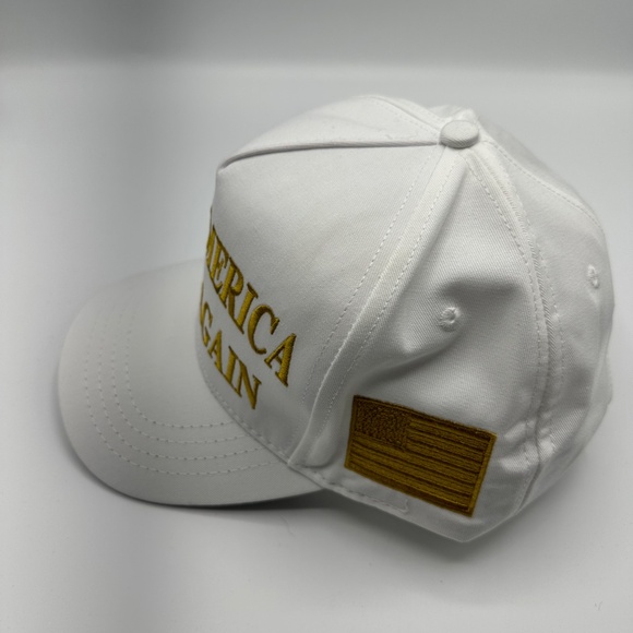 Cali-Fame Trump Make America Great Again Logo White Trucker Hat Cap One Size - Picture 3 of 9